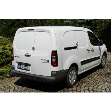 Citroen Berlingo 2014,  1.6 diesel - Na sprzedaż za 22 800 zł - Lubań - zdjęcie 4