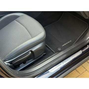 Opel Insignia  Sedan/Limuzyna 2017,  2.0 benzyna, automat - Na sprzedaż za 59 000 zł - Tarnowskie Góry - zdjęcie 9