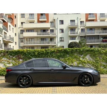 BMW Seria 5  Sedan/Limuzyna 2023,  3.0 benzyna, automat - Na sprzedaż za 199 000 zł - Tarnowskie Góry - zdjęcie 10