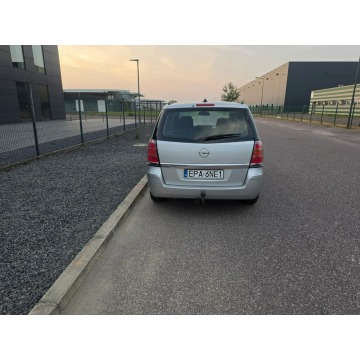 Opel Zafira  Minivan/Van 2005,  1.8 benzyna+LPG - Na sprzedaż za 10 990 zł - Pabianice - zdjęcie 6