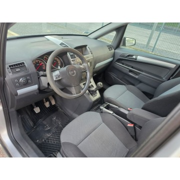 Opel Zafira  Minivan/Van 2005,  1.8 benzyna+LPG - Na sprzedaż za 10 990 zł - Pabianice - zdjęcie 10