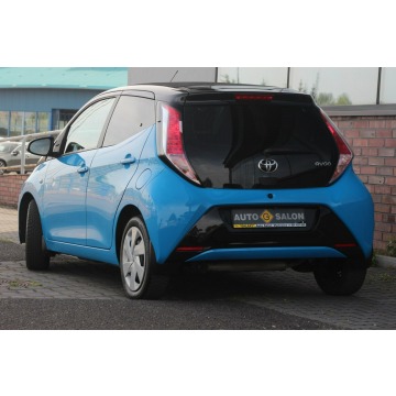 Toyota Aygo  Hatchback 2016,  1.0 benzyna - Na sprzedaż za 24 990 zł - Mysłowice - zdjęcie 2