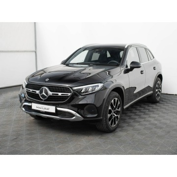 Mercedes - Benz GLC-klasa  SUV 2025,  2.0 hybryda, automat - Na sprzedaż za 231 840 zł - Gdańsk - zdjęcie 2