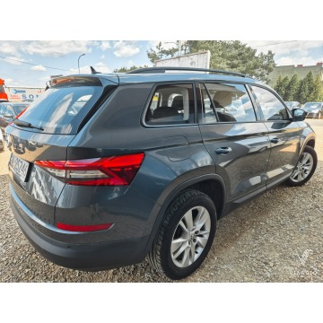 Skoda Kodiaq  SUV 2021,  2.0 diesel, automat - Na sprzedaż za 68 998 zł - Tychy - zdjęcie 3