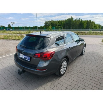 Opel Astra  Kombi 2012,  2.0 diesel - Na sprzedaż za 14 900 zł - Lipówki - zdjęcie 10