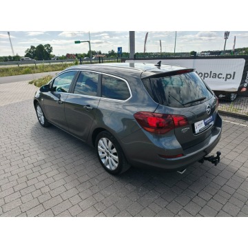 Opel Astra  Kombi 2012,  2.0 diesel - Na sprzedaż za 14 900 zł - Lipówki - zdjęcie 12