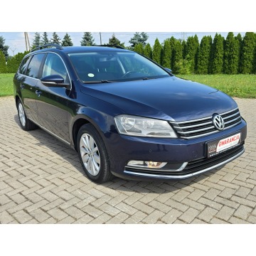Volkswagen Passat  Kombi 2012,  1.6 diesel - Na sprzedaż za 23 900 zł - Kutno - zdjęcie 2