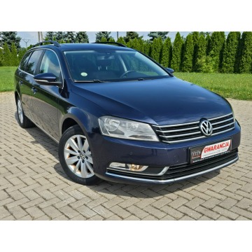 Volkswagen Passat - 1,6TDI Serwis.Navi.Panorama Dach.Parktronic.Klimatr 2 str. Tempomat.