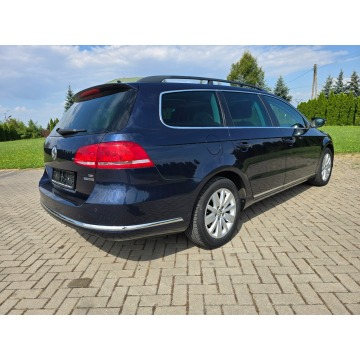 Volkswagen Passat  Kombi 2012,  1.6 diesel - Na sprzedaż za 23 900 zł - Kutno - zdjęcie 8