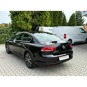 Volkswagen Passat  Sedan/Limuzyna 2018,  1.8 benzyna, automat - Na sprzedaż za 65 900 zł - Tarnowskie Góry - zdjęcie 8