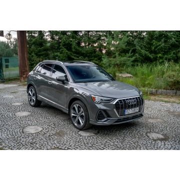 Audi Q3  SUV 2020,  2.0 benzyna, automat - Na sprzedaż za 89 777 zł - Ropczyce - zdjęcie 10