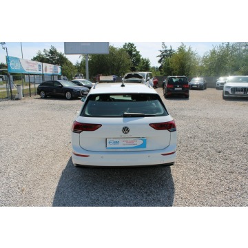 Volkswagen Golf  Kombi 2022,  1.0 benzyna - Na sprzedaż za 50 900 zł - Warszawa - zdjęcie 7