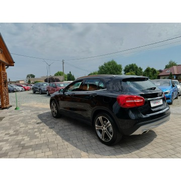 Mercedes - Benz GLA-klasa  SUV 2015,  1.5 diesel - Na sprzedaż za 57 800 zł - Twardów - zdjęcie 6