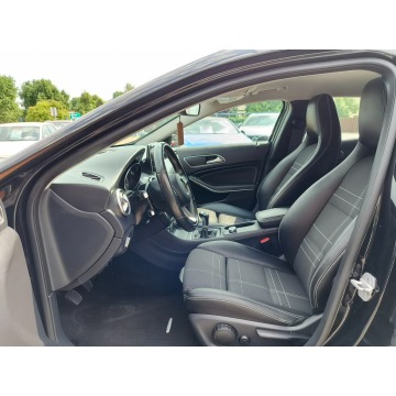 Mercedes - Benz GLA-klasa  SUV 2015,  1.5 diesel - Na sprzedaż za 57 800 zł - Twardów - zdjęcie 7