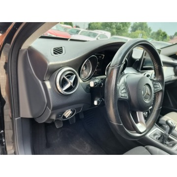Mercedes - Benz GLA-klasa  SUV 2015,  1.5 diesel - Na sprzedaż za 57 800 zł - Twardów - zdjęcie 12