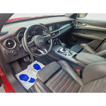 Alfa Romeo Stelvio  SUV 2024,  2.0 benzyna, automat - Na sprzedaż za 197 850 zł - Warszawa - zdjęcie 11