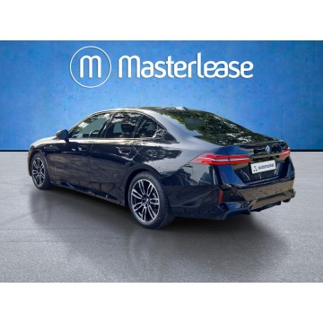 BMW Seria 5  Sedan/Limuzyna 2024,  2.0 diesel, automat - Na sprzedaż za 202 850 zł - Warszawa - zdjęcie 7