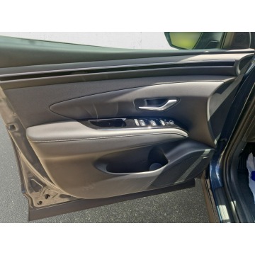 Hyundai Tucson  SUV 2024,  1.6 hybryda, automat - Na sprzedaż za 122 850 zł - Warszawa - zdjęcie 10