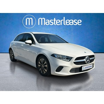 Mercedes - Benz A-klasa  Hatchback 2021,  1.3 benzyna, automat - Na sprzedaż za 84 850 zł - Warszawa - zdjęcie 3