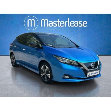 Nissan Leaf  Hatchback 2021 elektryczny, automat - Na sprzedaż za 69 850 zł - Warszawa - zdjęcie 3