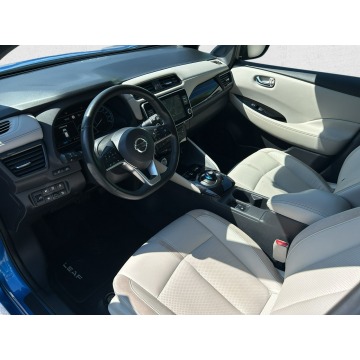Nissan Leaf  Hatchback 2021 elektryczny, automat - Na sprzedaż za 69 850 zł - Warszawa - zdjęcie 12