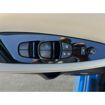 Nissan Leaf  Hatchback 2021 elektryczny, automat - Na sprzedaż za 69 850 zł - Warszawa - zdjęcie 11