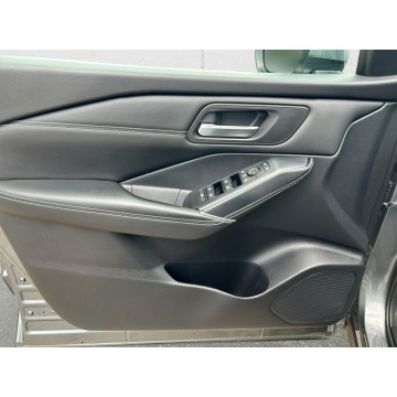 Nissan Qashqai  SUV 2023,  1.5 hybryda, automat - Na sprzedaż za 105 850 zł - Warszawa - zdjęcie 10