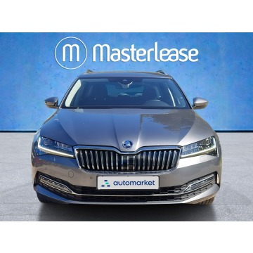 Skoda Superb  Kombi 2022,  2.0 benzyna, automat - Na sprzedaż za 112 850 zł - Warszawa - zdjęcie 2