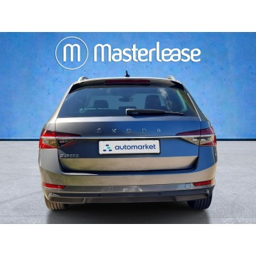 Skoda Superb  Kombi 2022,  2.0 benzyna, automat - Na sprzedaż za 112 850 zł - Warszawa - zdjęcie 7