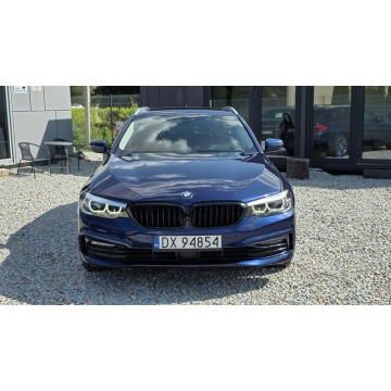BMW Seria 5  Kombi 2020,  2.0 diesel, automat - Na sprzedaż za 89 900 zł - Wrocław - zdjęcie 2