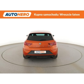 Seat Leon  Hatchback 2018,  2.0 benzyna, automat - Na sprzedaż za 77 200 zł - Warszawa - zdjęcie 6
