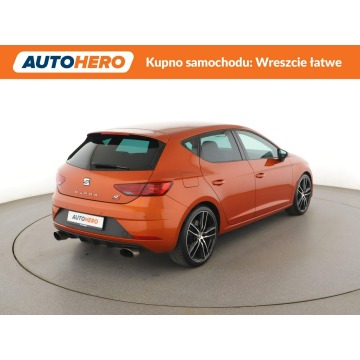 Seat Leon  Hatchback 2018,  2.0 benzyna, automat - Na sprzedaż za 77 200 zł - Warszawa - zdjęcie 7