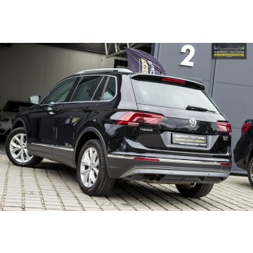 Volkswagen Tiguan  SUV 2017,  2.0 benzyna, automat - Na sprzedaż za 64 900 zł - Dębogórze - zdjęcie 5
