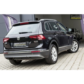 Volkswagen Tiguan  SUV 2017,  2.0 benzyna, automat - Na sprzedaż za 64 900 zł - Dębogórze - zdjęcie 7
