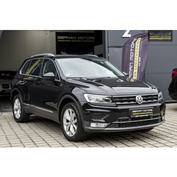 Volkswagen Tiguan  SUV 2017,  2.0 benzyna, automat - Na sprzedaż za 64 900 zł - Dębogórze - zdjęcie 12