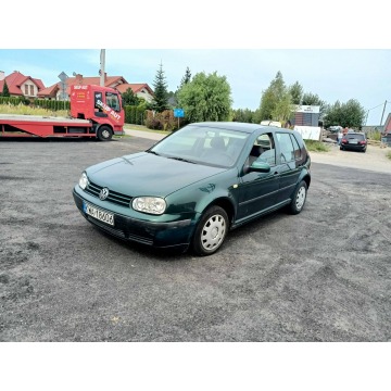 Volkswagen Golf  Hatchback 1999,  1.4 benzyna - Na sprzedaż za 1 950,00 zł - Tarnów - zdjęcie 2