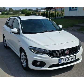 Fiat Tipo  Kombi 2017,  1.4 benzyna+LPG - Na sprzedaż za 32 900 zł - Piekoszów - zdjęcie 2