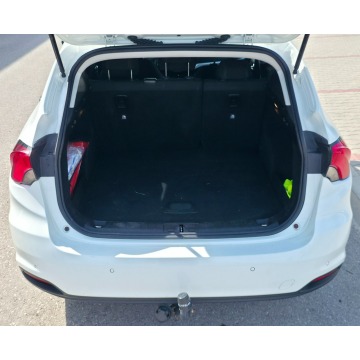Fiat Tipo  Kombi 2017,  1.4 benzyna+LPG - Na sprzedaż za 32 900 zł - Piekoszów - zdjęcie 6
