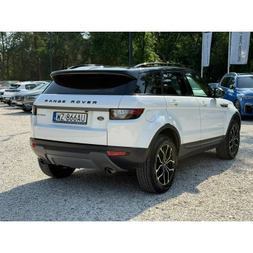 Land Rover Range Rover Evoque  SUV 2018,  2.0 benzyna, automat - Na sprzedaż za 72 800 zł - Pęcice - zdjęcie 3
