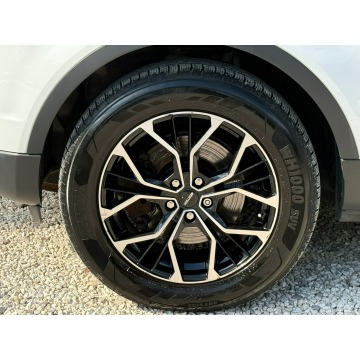 Land Rover Range Rover Evoque  SUV 2018,  2.0 benzyna, automat - Na sprzedaż za 72 800 zł - Pęcice - zdjęcie 9