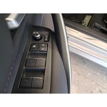 Toyota Corolla  Kombi 2022,  2.0 hybryda, automat - Na sprzedaż za 104 900 zł - Swarzędz - zdjęcie 12