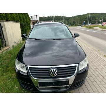 Volkswagen Passat  Kombi 2010,  2.0 diesel - Na sprzedaż za 14 800 zł - Wejherowo - zdjęcie 2