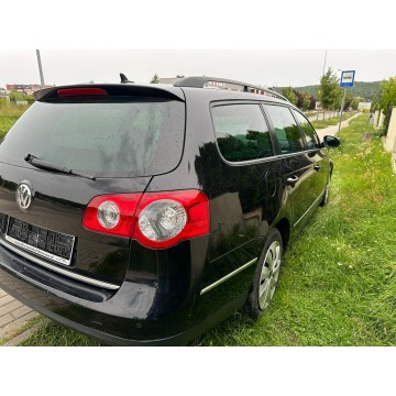 Volkswagen Passat  Kombi 2010,  2.0 diesel - Na sprzedaż za 14 800 zł - Wejherowo - zdjęcie 5