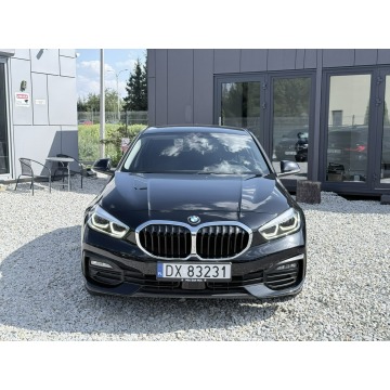 BMW Seria 1  Hatchback 2023,  1.5 benzyna, automat - Na sprzedaż za 67 900 zł - Wrocław - zdjęcie 2