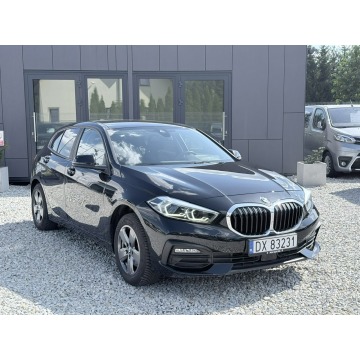 BMW Seria 1  Hatchback 2023,  1.5 benzyna, automat - Na sprzedaż za 67 900 zł - Wrocław - zdjęcie 3