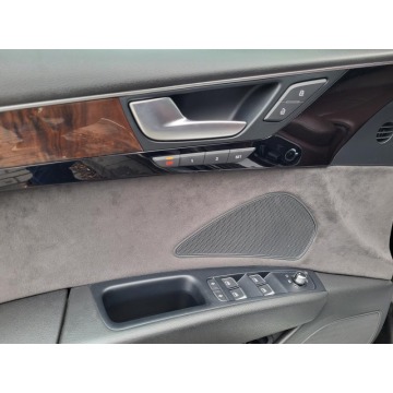 Audi A8  Sedan/Limuzyna 2014,  4.0 benzyna, automat - Na sprzedaż za 109 999 zł - Warszawa - zdjęcie 6