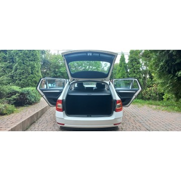 Skoda Octavia  Kombi 2019,  1.6 diesel, automat - Na sprzedaż za 40 900 zł - Gdańsk - zdjęcie 12