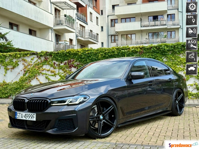 BMW Seria 5  Sedan/Limuzyna 2023,  3.0 benzyna, automat - Na sprzedaż za 199 000 zł - Tarnowskie Góry