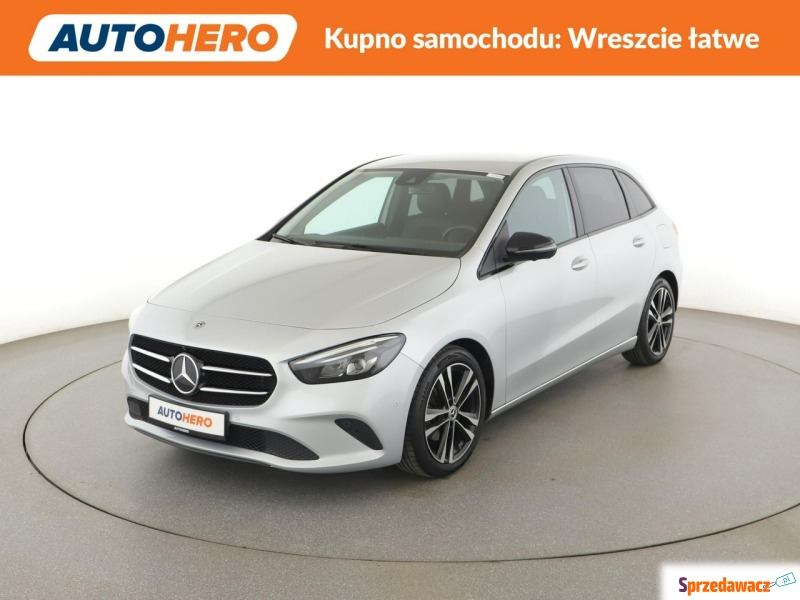 Mercedes - Benz B-klasa  Minivan/Van 2019,  1.3 benzyna, automat - Na sprzedaż za 73 600 zł - Warszawa