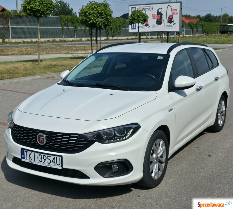 Fiat Tipo  Kombi 2017,  1.4 benzyna+LPG - Na sprzedaż za 32 900 zł - Piekoszów